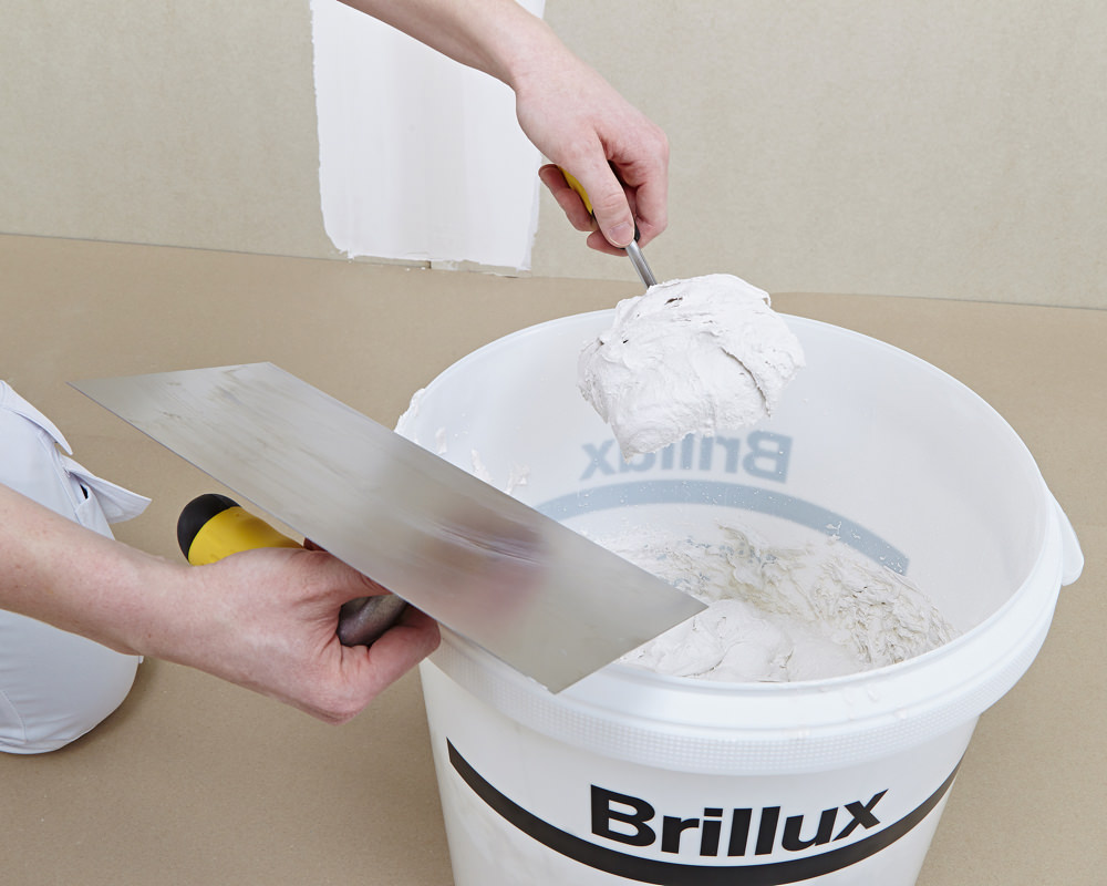 Brillux_Anwendung_Spachtelmasse_146_mini